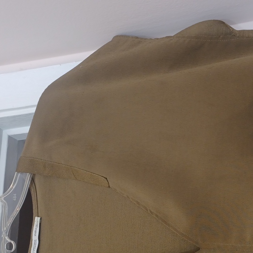 Boxy Style Deep V Top by Zara - Picture 3 of 8